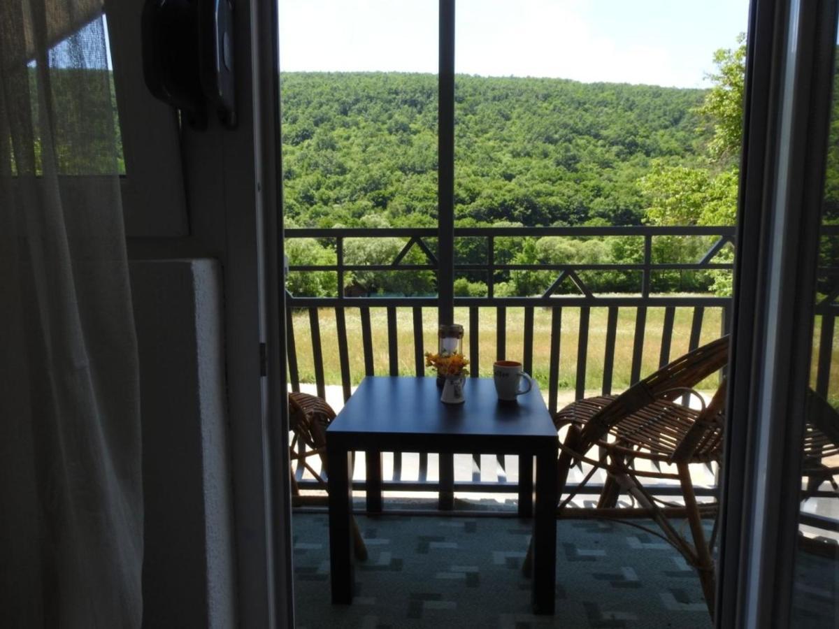 Omar & Una Apartmani Bihac Luaran gambar