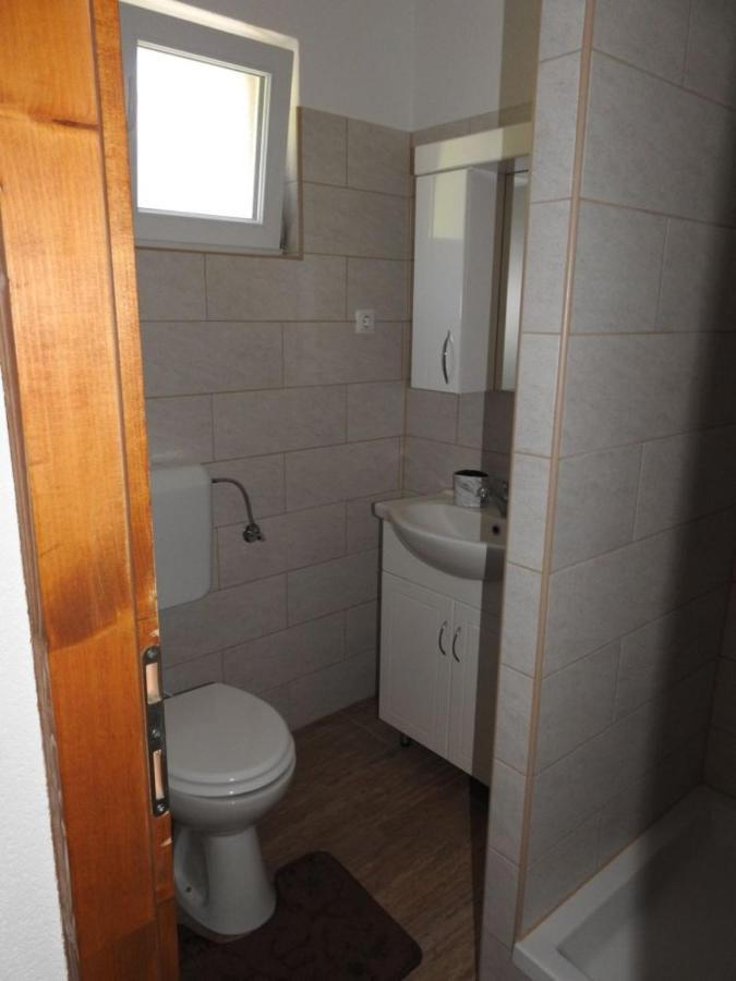 Omar & Una Apartmani Bihac Luaran gambar