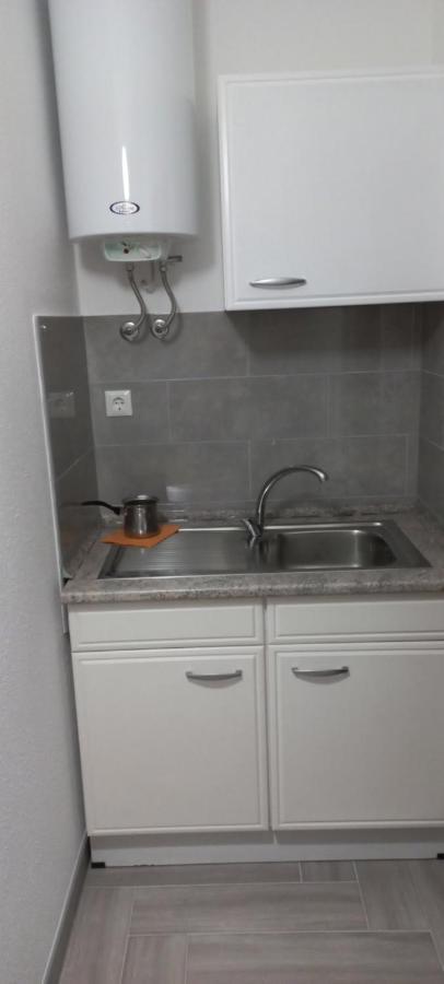 Omar & Una Apartmani Bihac Luaran gambar