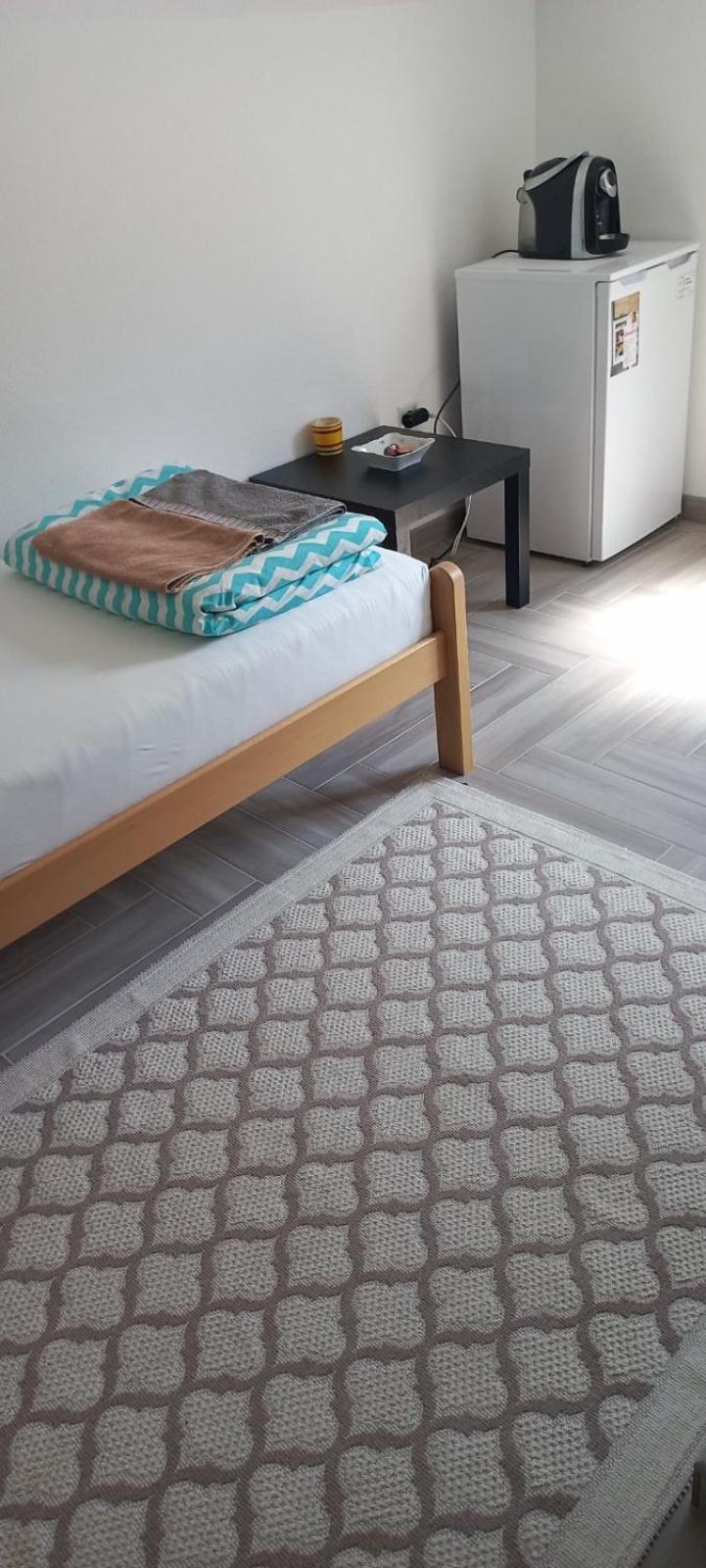 Omar & Una Apartmani Bihac Luaran gambar