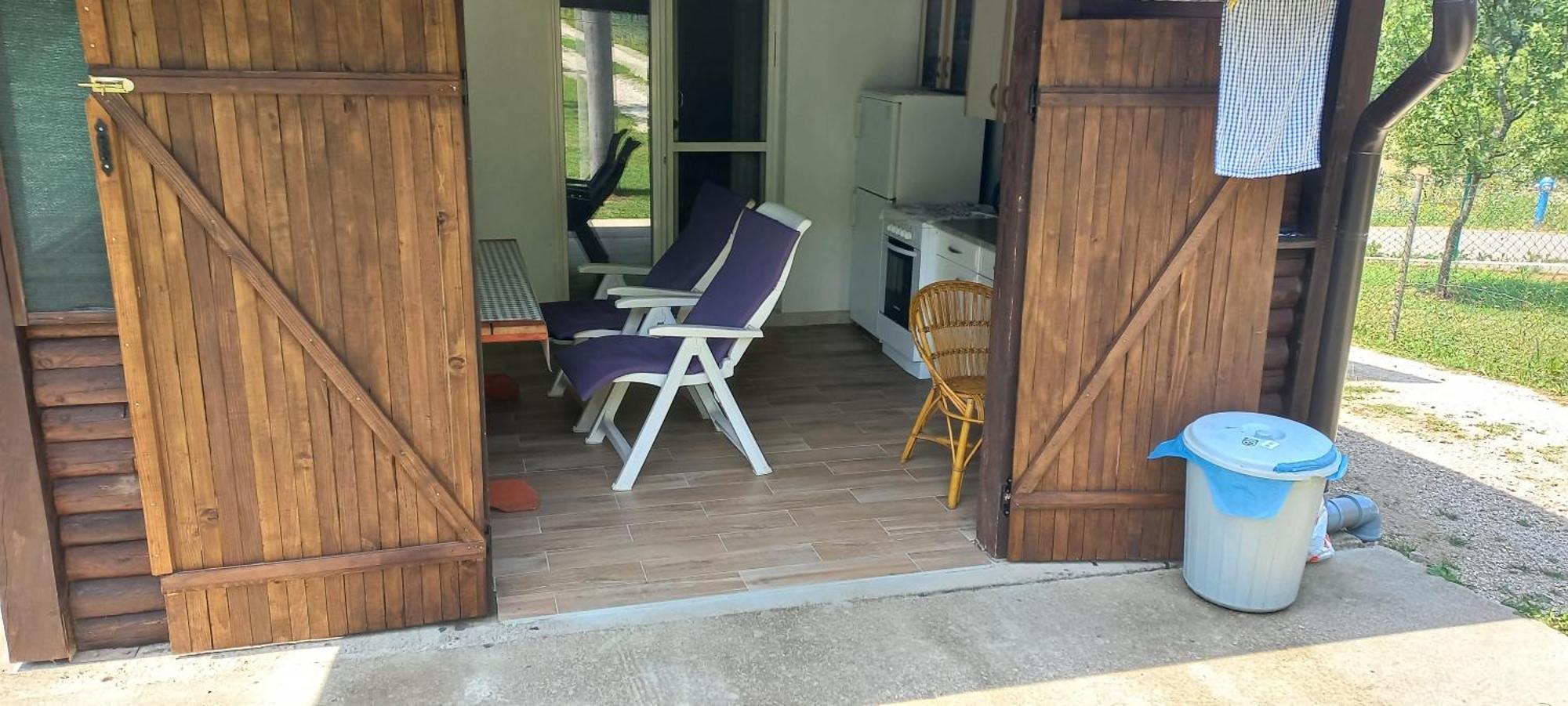 Omar & Una Apartmani Bihac Bilik gambar